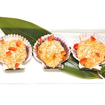 Морской гребешок с икрой тобико в Мидийная по цене 1420 ₽