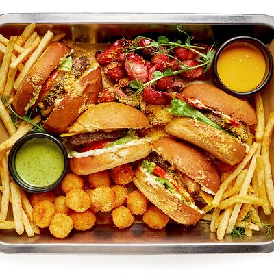 Просто чиназенс в CITYBAR по цене 1995 ₽