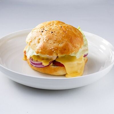 Стрипс бургер в Japengo cafe по цене 540 ₽