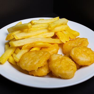 Наггетсы и картофель фри в Рябинушка по цене 495 ₽