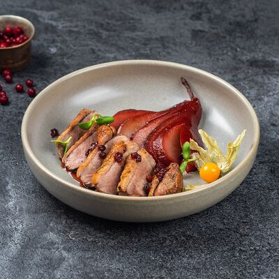 Утиная грудка с грушей в Щепка по цене 990