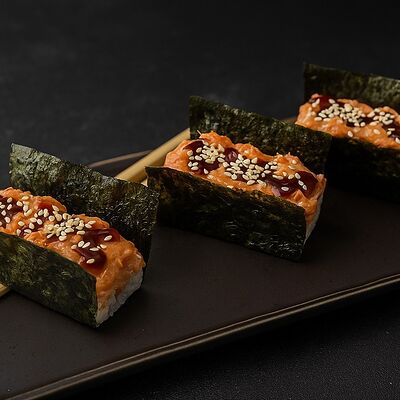 Осидзуси с лососем в Cенсей по цене 490 ₽