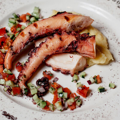 Осьминог на гриле в Goodman по цене 1550