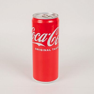 Coca-Cola в Шаурма и Выпечка по цене 130 ₽