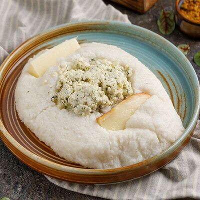 Мамалыга с тремя видами сыра в Баклажан в ТЦ 