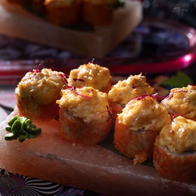 Запеченный Кани ролл в Geisha Superman по цене 1090 ₽