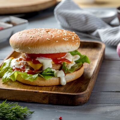 Гранд Чикенбургер в Гурмания по цене 399 ₽