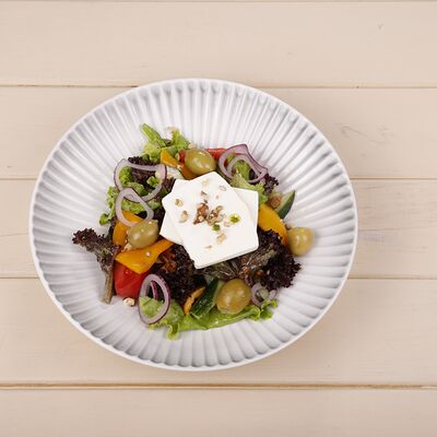 Салат Греческий в Double Coffee по цене 3850 ₸