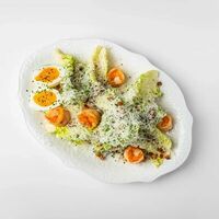 Цезарь с креветками в Colibri Bistro