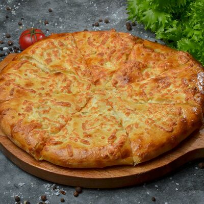 Хачапури по-имеретински в Шашлычный дворик по цене 600 ₽