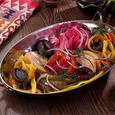 Соленья из бочки в Серкан по цене 290 ₽