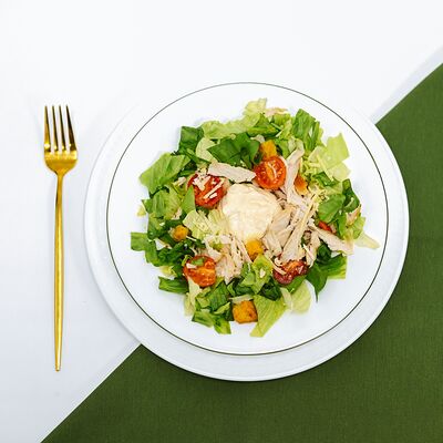 Салат Цезарь в Хлеб и сласти по цене 195 ₽