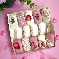 Чизкейки Эскимо на палочке в белом шоколаде ассорти в Panicake