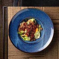 BBQ салат с брискетом в Chopbbq