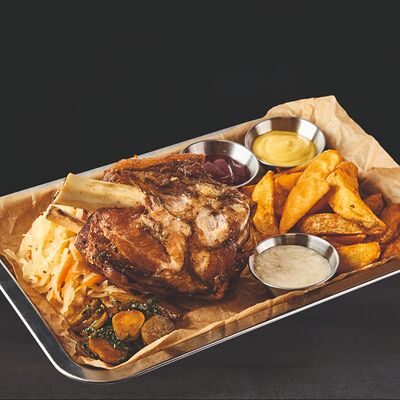 Рулька по-баварски в Gellert Bar по цене 1382 ₽