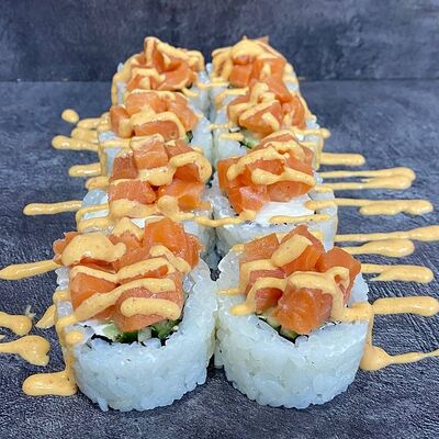 Ролл Филадельфия спешл в Роллы сумо по цене 910 ₽