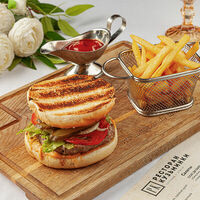 Королевский чизбургер в Кузьминки