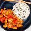 Курица в кисло-сладком соусе в Asiana Bento по цене 500