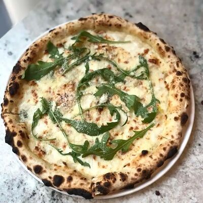 Четыре сыра (28 см) в Tin по цене 1050 ₽