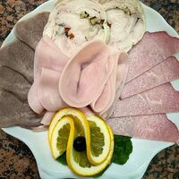 Мясное ассорти в 1001 ночь