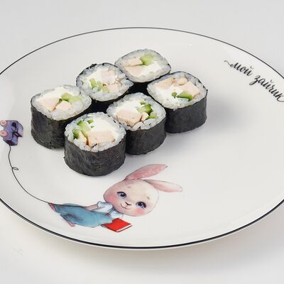 Ролл сливочный с курочкой в Мама ресторан по цене 260 ₽