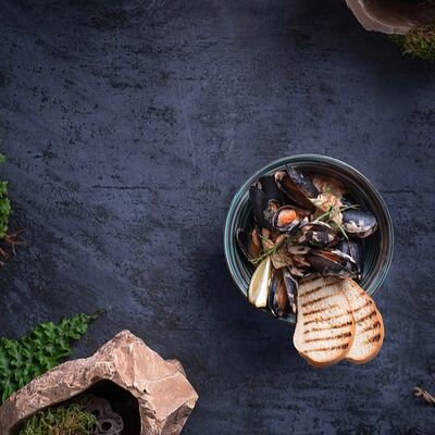 Мидии черноморские в сливочно-винном соусе в Асгард по цене 638 ₽