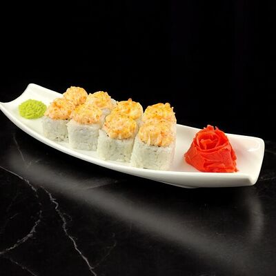 Запеченный ролл Хот спайси краб в Окинава Гурмэ по цене 699 ₽