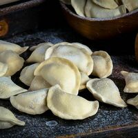 Вареники с домашним творогом и сыром в Borzalino