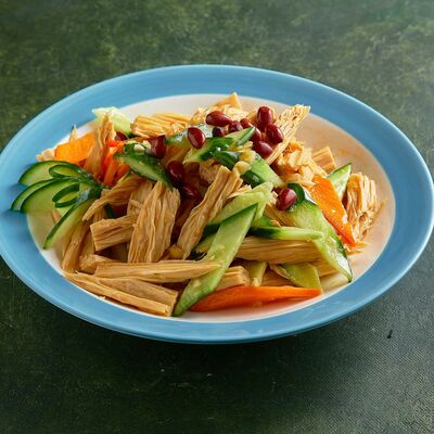 Салат из спаржи с сельдереем в Кафе Али по цене 298 ₽