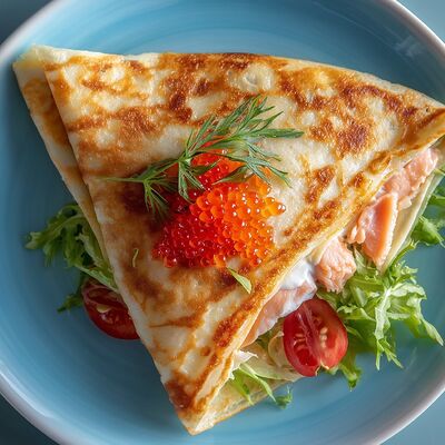 Блин с рыбкой и икрой в Mистер Блин по цене 675 ₽