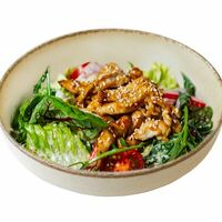 Азиатский салат с курицей в Scandy Park