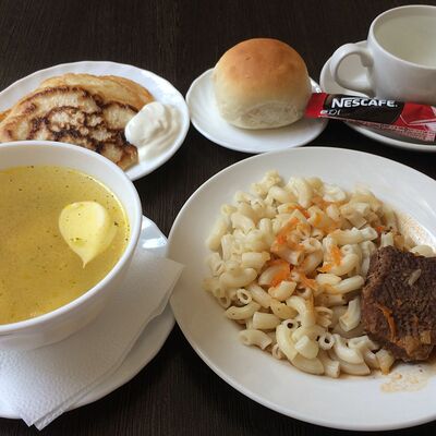 Ланч с рассольником и говядиной тушеной с макаронами в Братик Томатик по цене 349 ₽