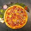 Пицца классическая Пепперонив FRESH PIZZA по цене 790