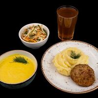 Домашний обед в Мистер Кух