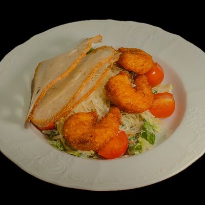 Цезарь с креветками в Кухня по цене 720 ₽