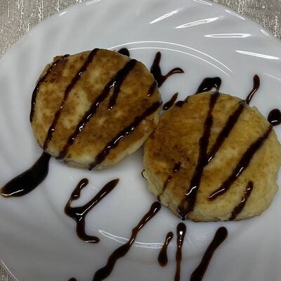 Сырники с шоколадомв Эребуни по цене 180 ₽