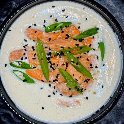 Суп Сливочный с лососем в Китайский буфет по цене 529 ₽