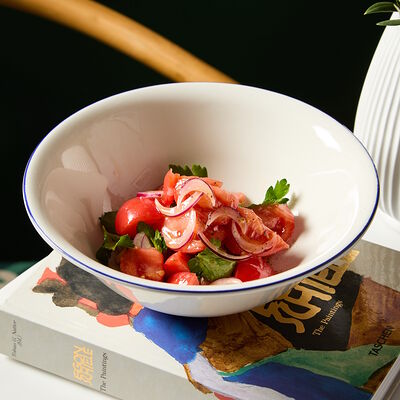 Томаты с крымским луком и петрушкой в Траттория Минисыроварня по цене 650 ₽