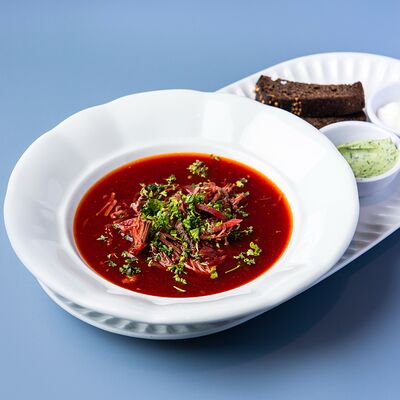 Борщ с говядиной в Лу по цене 620 ₽