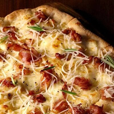 Комбо римских пицц 3 любых вкуса в Папа Римский по цене 1760 ₽