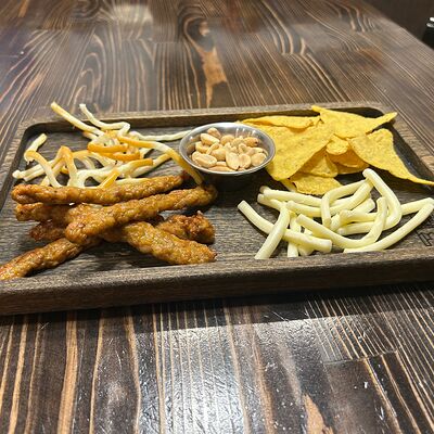 Снэки под пенноев Бардак Бар по цене 520 ₽