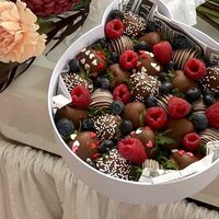 Клубника в шоколаде Сладкий мишка М в SweetGift клубника в шоколаде
