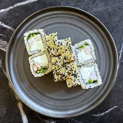 Калифорния кунжут-креветка в Кубик по цене 579 ₽