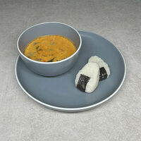 Суп Том Ям с курицей в Risoy