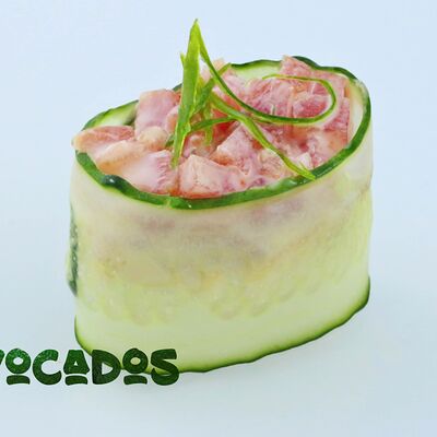 Кюри с тунцом в AVOCADOS по цене 119 ₽