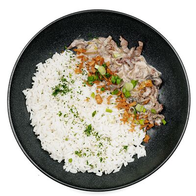 Бефстроганов с рисомв Мистер лим по цене 650 ₽