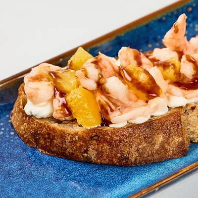 Брускетта с креветками в Василек по цене 650 ₽