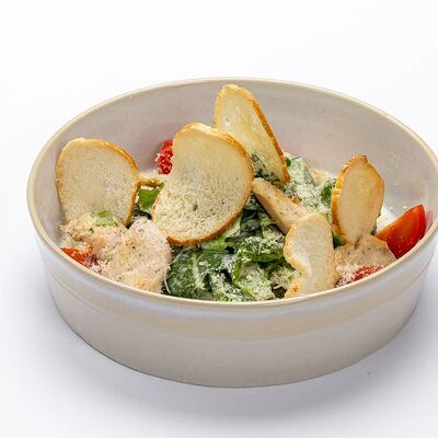 Салат Цезарь в Le dessert по цене 660 ₽