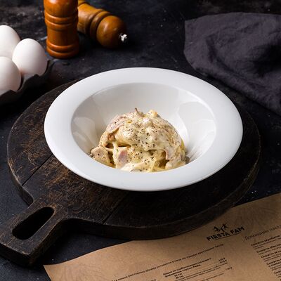 Спагетти Карбонара в Фиеста по цене 600 ₽