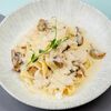 Фетучини с курицей и грибами в сливочном соусе в Лебовски Пицца и Боулинг по цене 630
